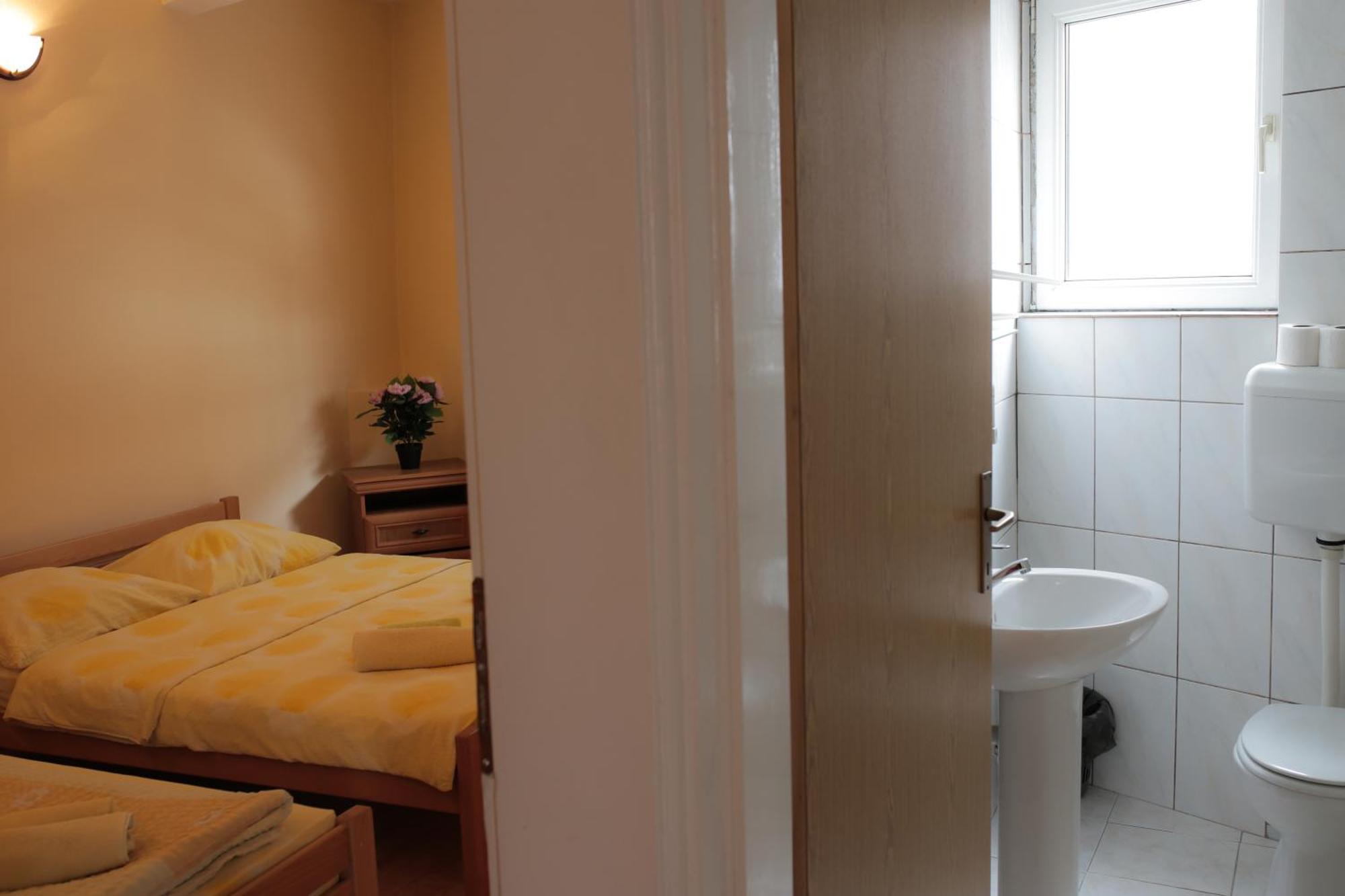 Pansion Palace Mostar Quarto foto